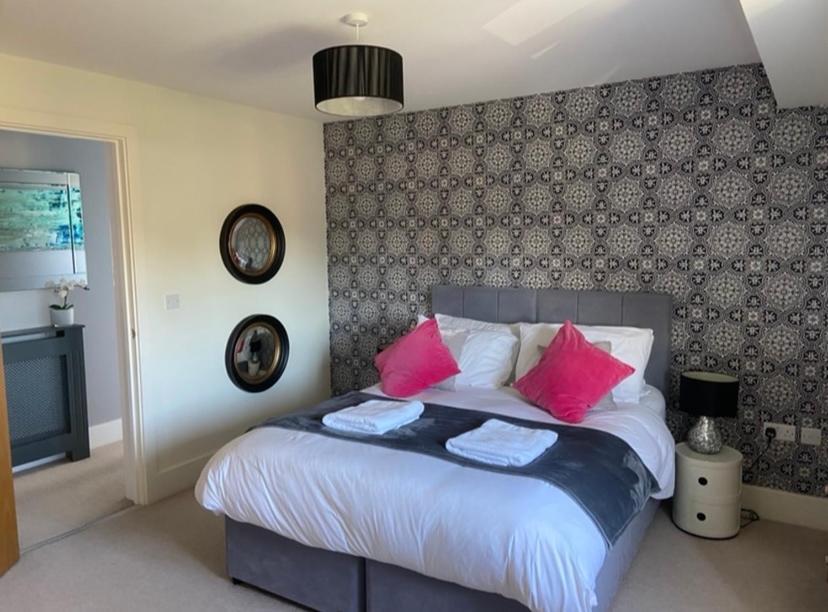 Reed Warbler - Hm111 - Lower Mill Estate Penthouse Apartment With Spa Access Somerford Keynes Exterior foto